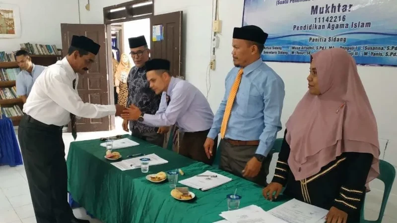 6 (ENAM) MAHASISWA STAI-PTIQ LULUS UJIAN SIDANG SKRIPSI